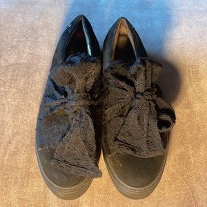AGL - Atillio Giusti Leombruni black suede platform sneaker with bow